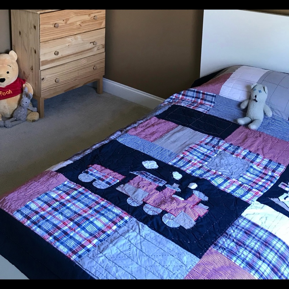 Pottery Barn Kids Full/Queen Train quilt